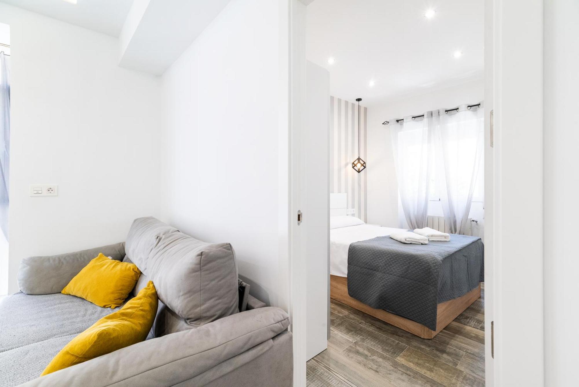 Pajaritos Suites Junto A Centro, Estacion De Tren Y Plaza De Toros Granada Luaran gambar