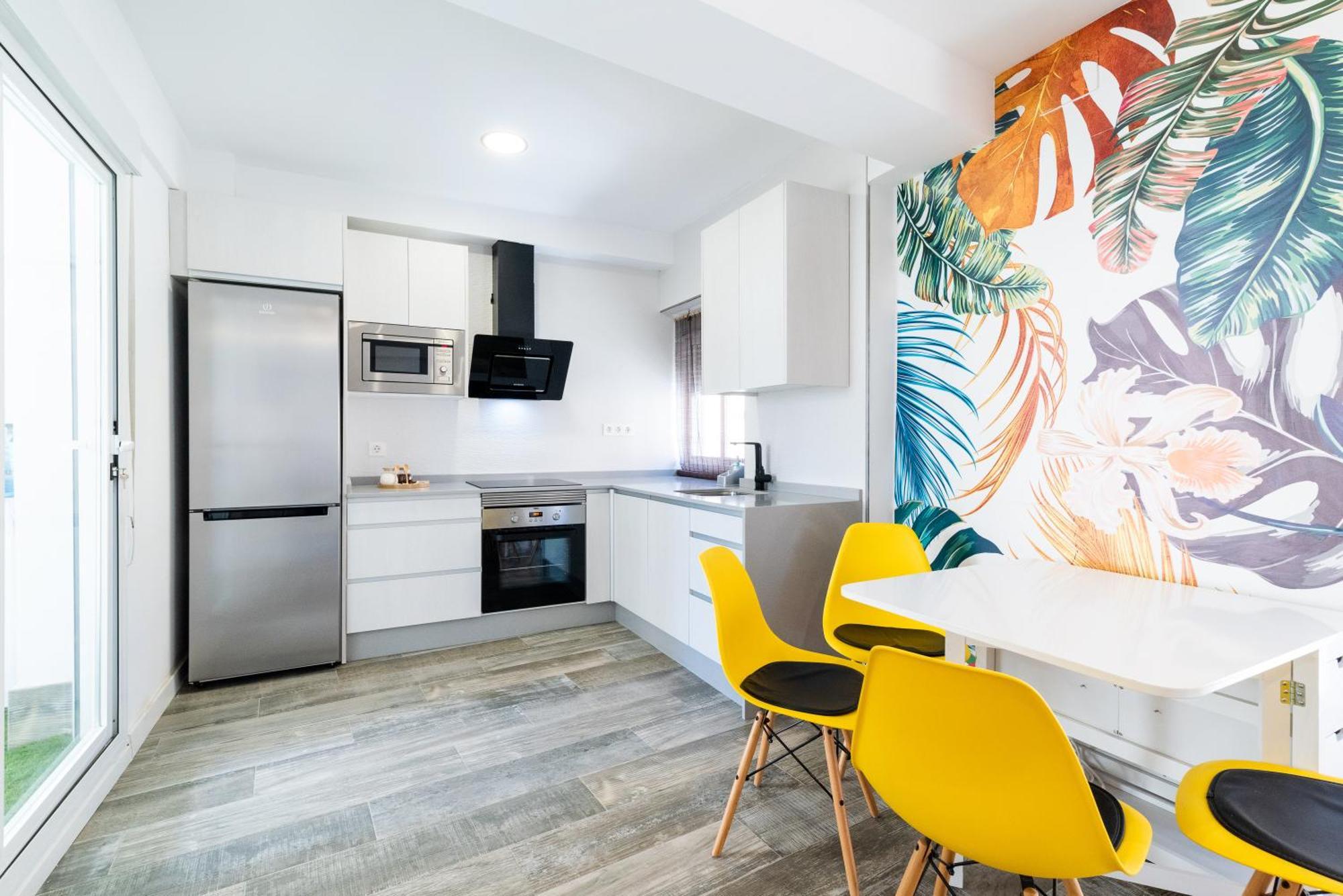 Pajaritos Suites Junto A Centro, Estacion De Tren Y Plaza De Toros Granada Luaran gambar
