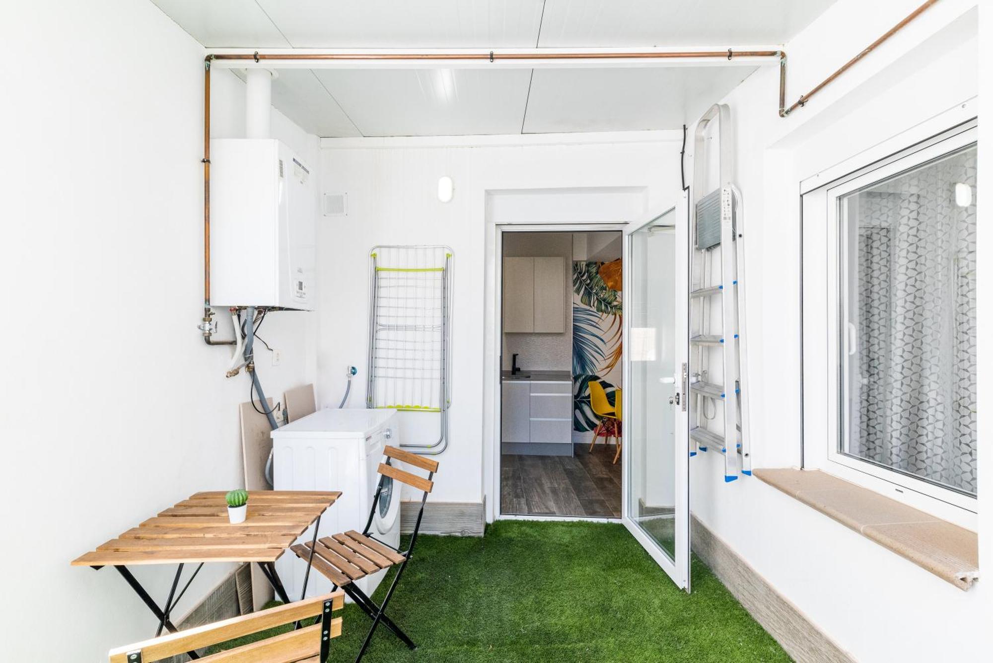 Pajaritos Suites Junto A Centro, Estacion De Tren Y Plaza De Toros Granada Luaran gambar